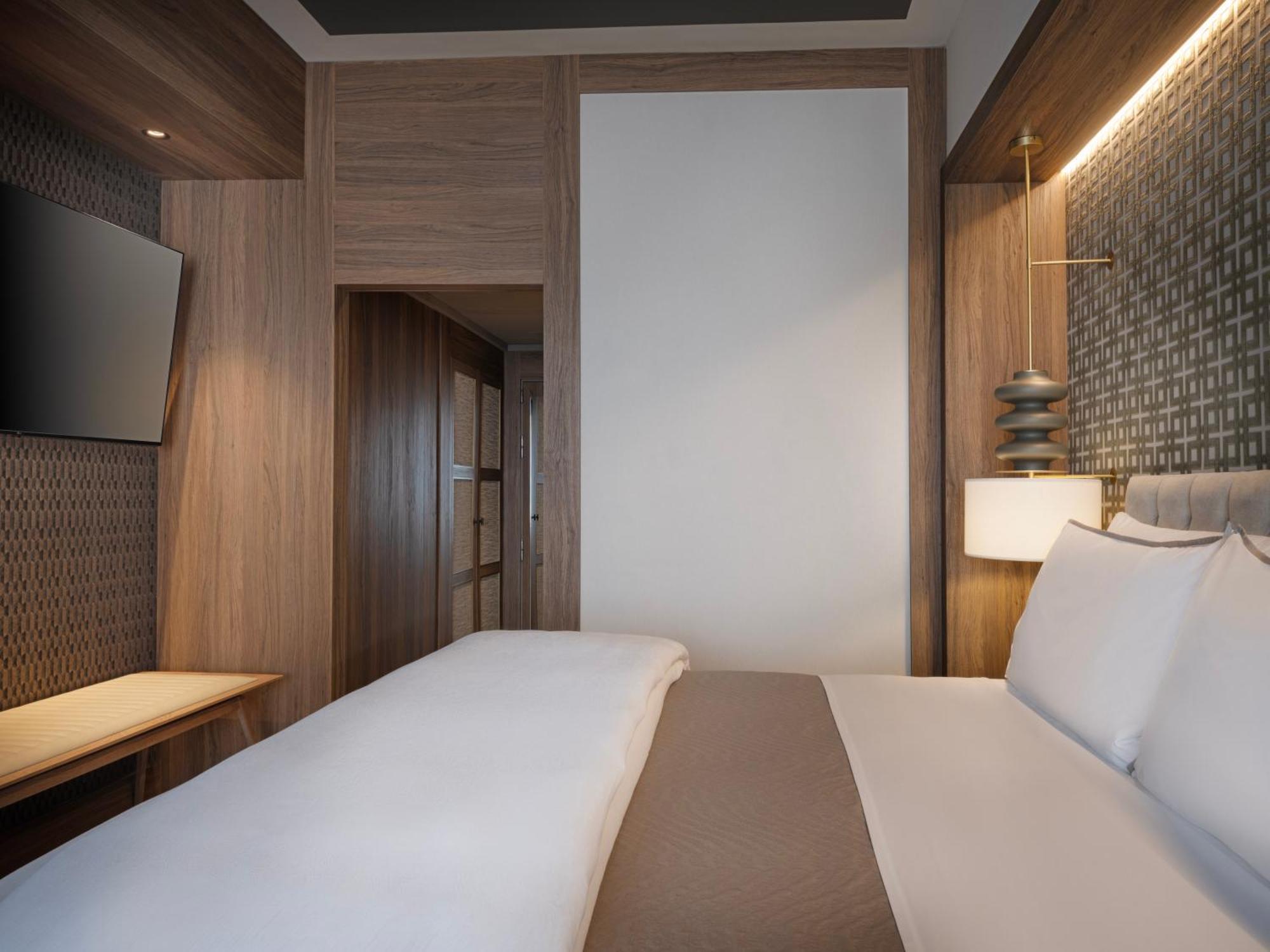 Hotel The Westin Madrid Cuzco Extérieur photo