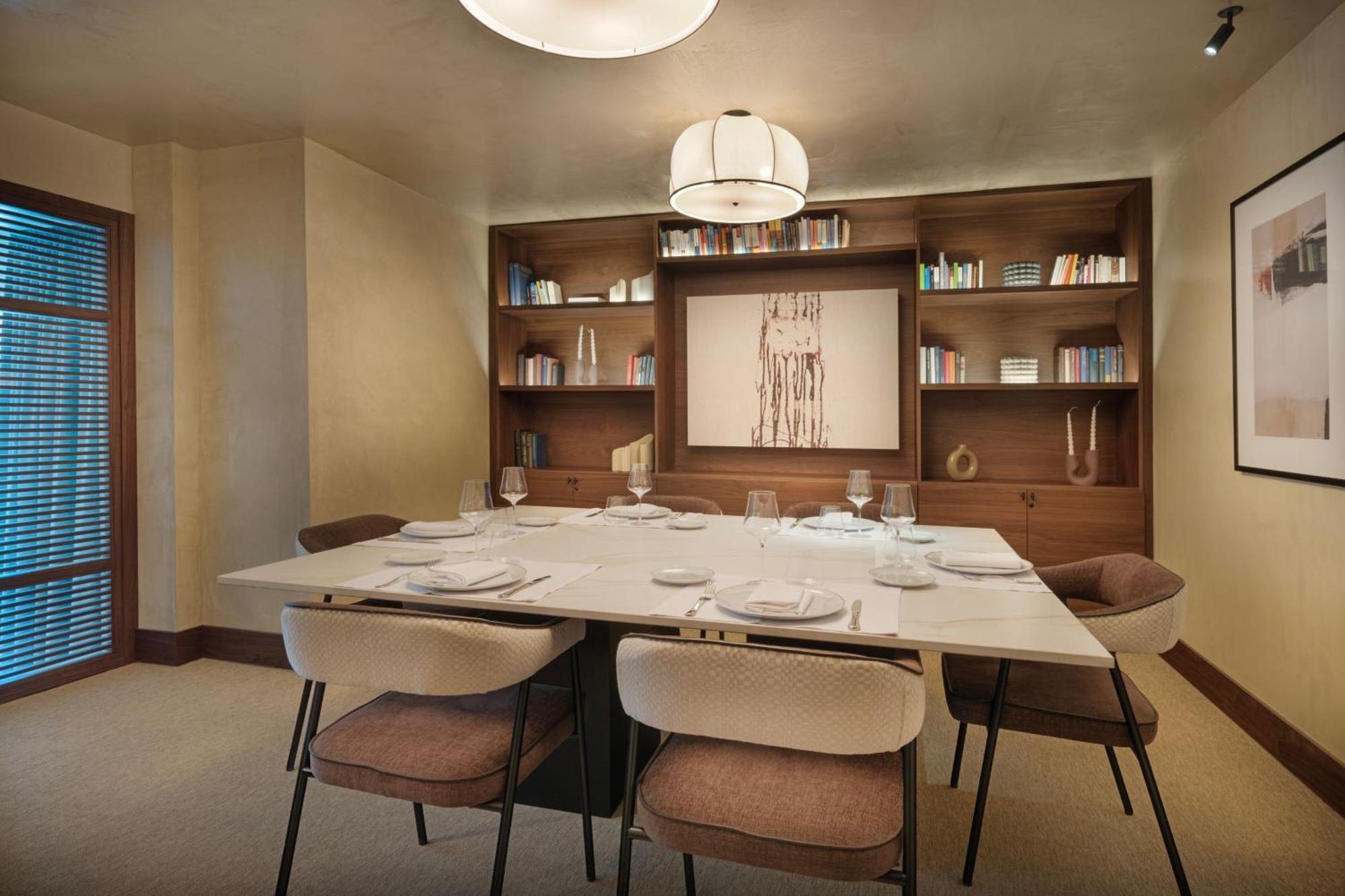Hotel The Westin Madrid Cuzco Extérieur photo