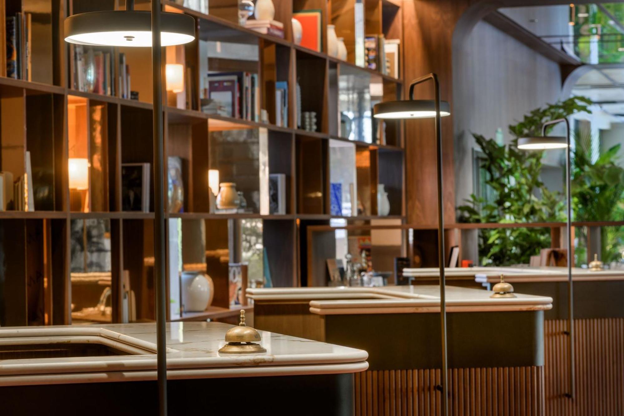 Hotel The Westin Madrid Cuzco Extérieur photo