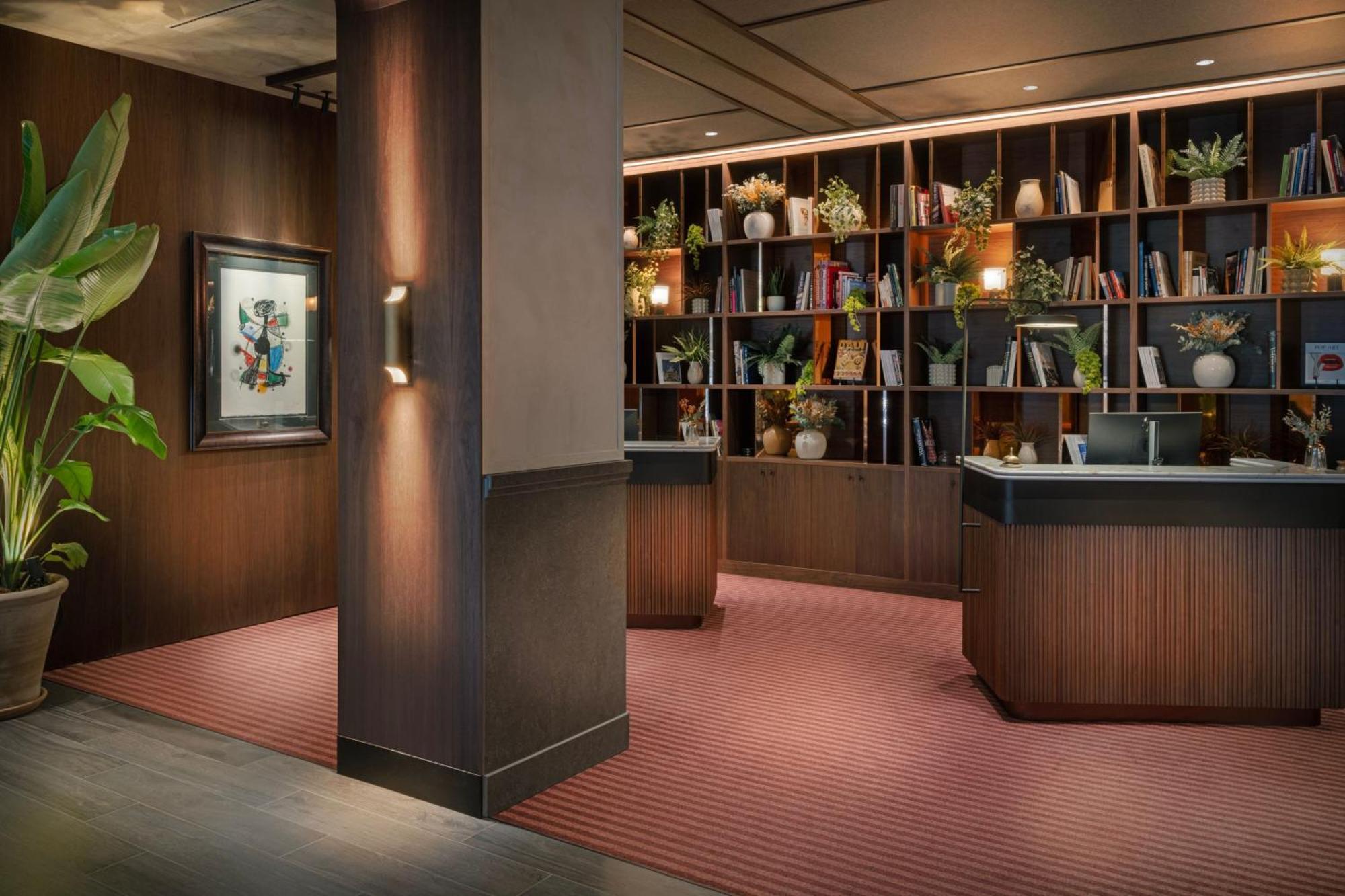 Hotel The Westin Madrid Cuzco Extérieur photo